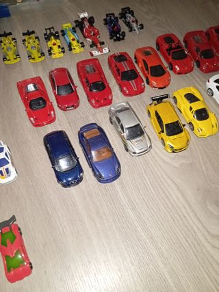 Collezione di auto in scala