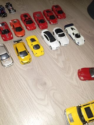 Collezione di auto in scala