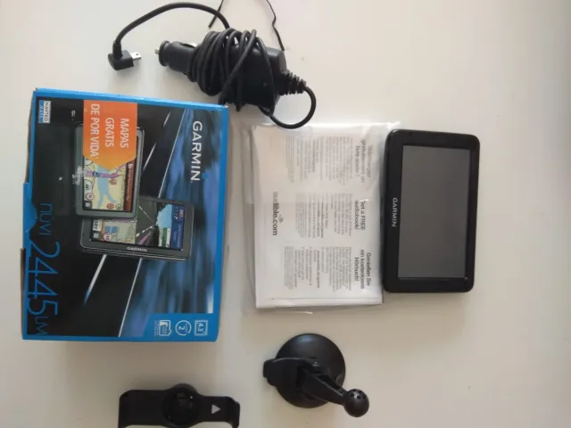 GPS Garmin nüvi 2445LM. Precio en tienda 149 euros