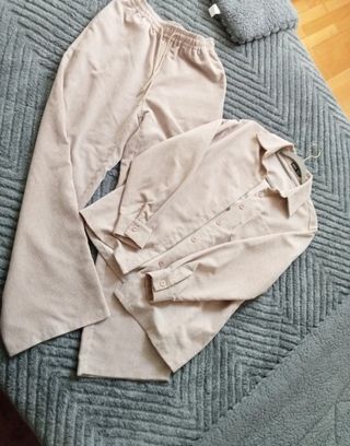 Conjunto pana beige talla S
