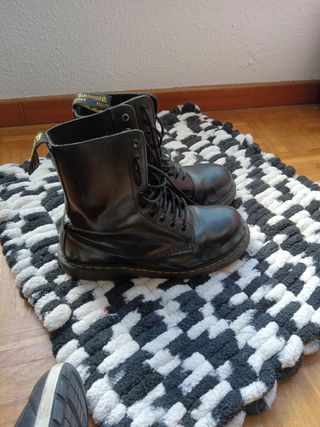 Botas Dr. Martens originales T.43