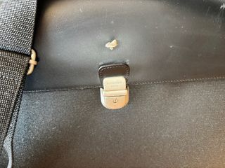 Maletín Piel Mandarina Duck Negro
usado 2 veces. 
