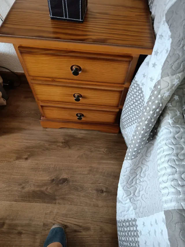 Muebles de habitacion  . Se puede vender  por sepa