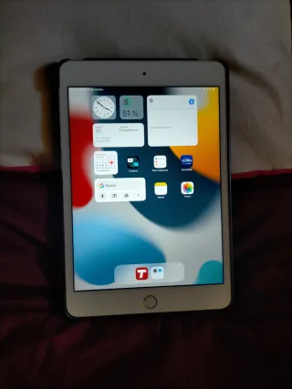 Apple iPad Mini 4 Plata