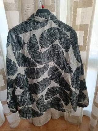 Chubasquero/cortavientos Herschel Hojas tropicales