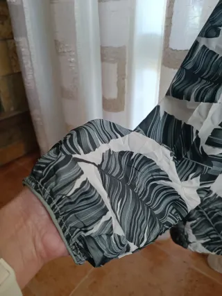 Chubasquero/cortavientos Herschel Hojas tropicales