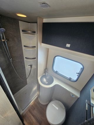 AUTOCARAVANA RIMOR HYGGE 7