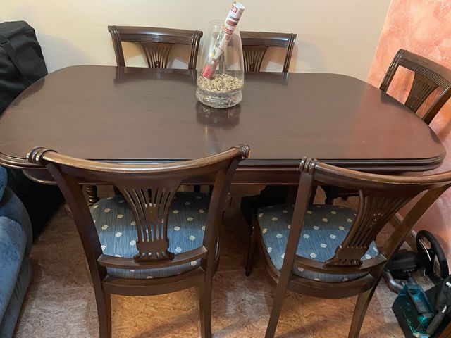 Mesa comedor y 6 sillas madera pino