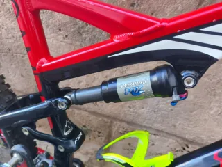 Bicicleta Specialized Stumpjumper Pro