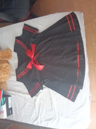 Disfraz Colegiala Negro/Rojo Talla Única