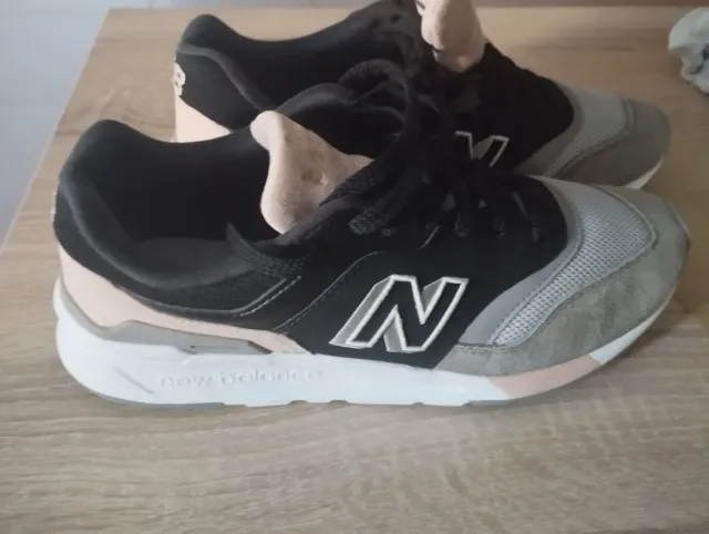 New Balance 39 Negro Gris Rosa