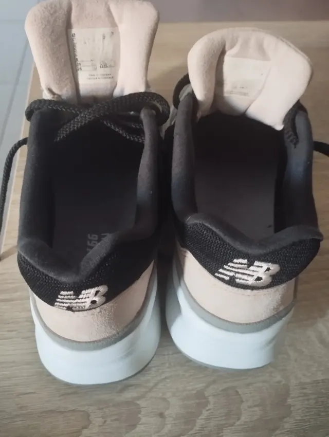 New Balance 39 Negro Gris Rosa