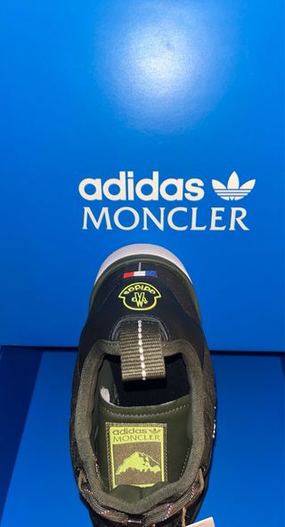 Zapatillas Adidas x Moncler Verde Oliva