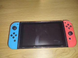 Nintendo Switch Azul y Rojo