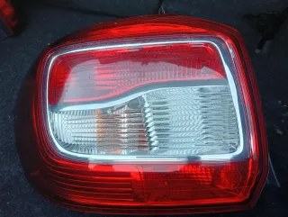 Piloto trasero izquierdo Dacia Logan II