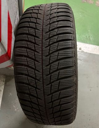 Neumáticos Bridgestone 215/55 R17 98Vw