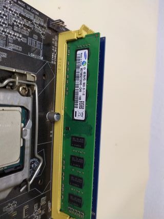 Placa Base ASUS H81M-C + i5 4460 + 8GB DDR3