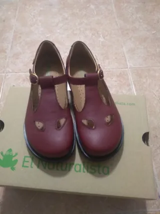 Zapatillas El Naturalista Piel Roja