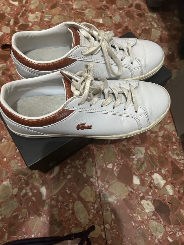 Zapatillas Lacoste Blancas y Marrones