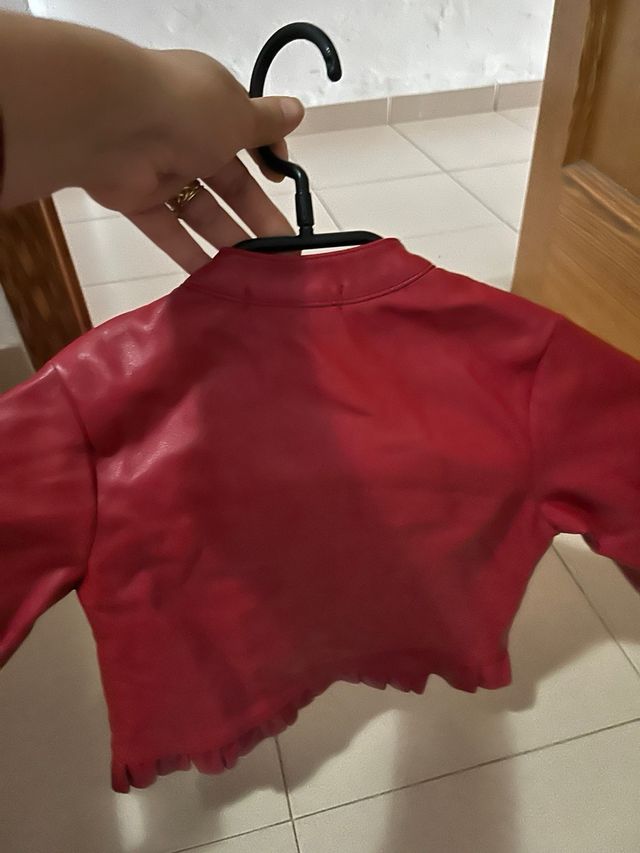 Chaqueta niña roja