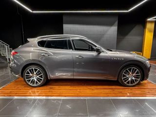 Maserati Levante S Q4 420cv