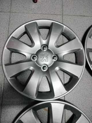 Tapacubos SIN ESTRENAR Peugeot 15'' (4 unidades)