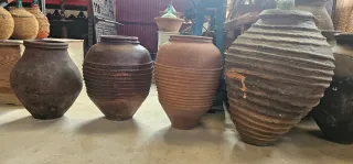 Tinajas antiguas de barro