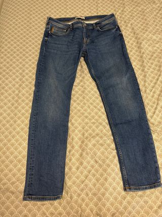 Pantalón vaquero Zara azul