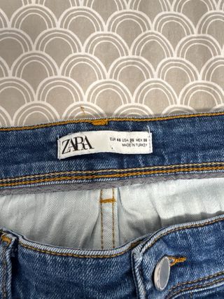 Pantalón vaquero Zara azul
