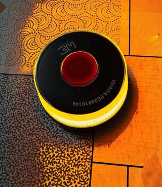 Baliza V16 Conectada DGT IoT