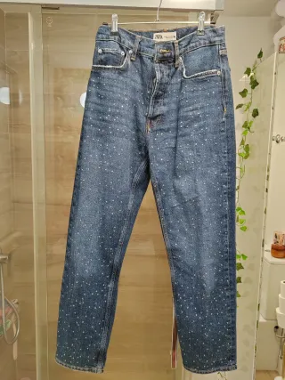 Pantalón vaquero Zara Mum Strass