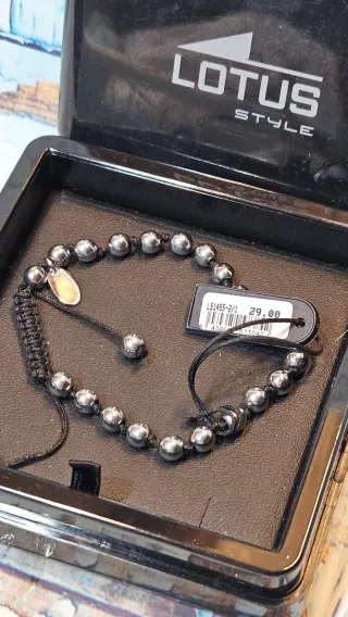 Pulsera Lotus Style Negra y Plateada