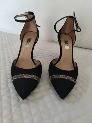 Zapatos de fiesta LODI negros con pedrería