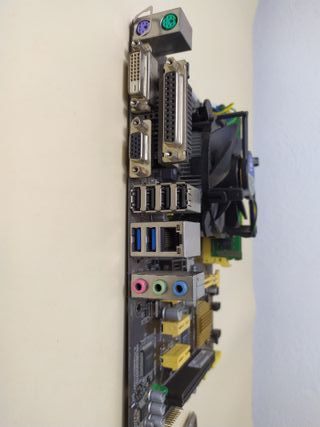 Placa Base ASUS H81M-C + Intel i3 + 8GB RAM