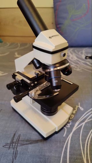 Microscopio Escolar Bresser