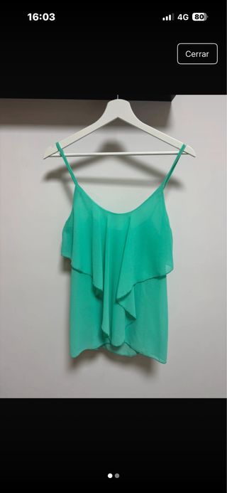 Blusa tirantes verde con volantes