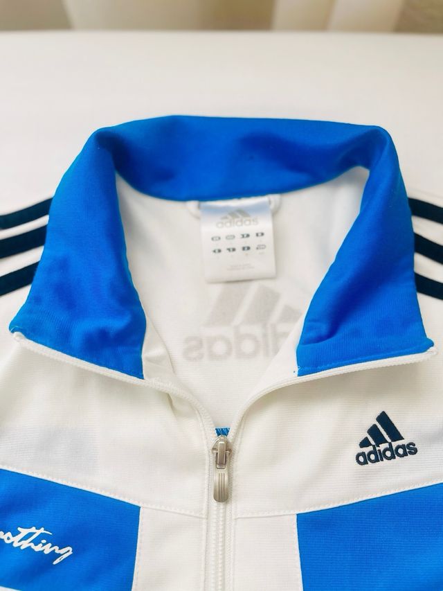 Chaqueta Adidas con cremallera