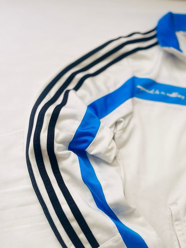 Chaqueta Adidas con cremallera