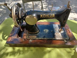 Máquina de coser KOHLER antigua