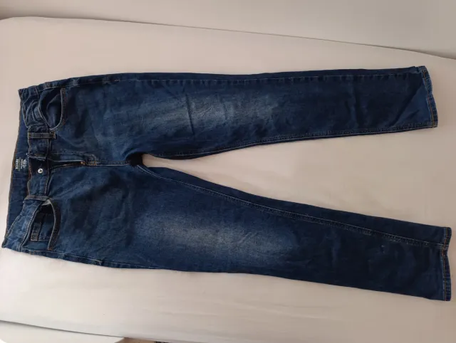 Vaqueros hombre azul
12 años 