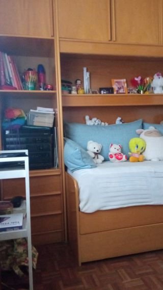 Regalo Cama nido con estantería