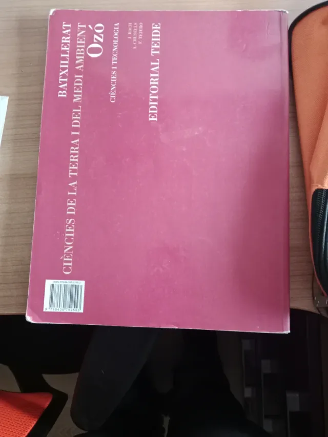 Ozó. Ciències de la terra i del medi ambient 1....