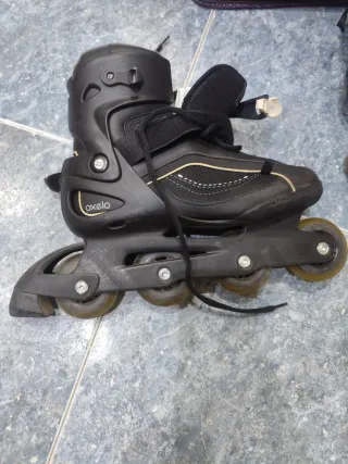 Patines línea Decathlon Oxelo talla 42'5 y  bolsa 