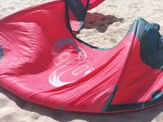 Eleveight RS 10m Kite