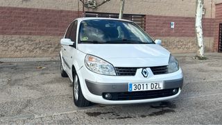 Renault Grand Scenic 2006