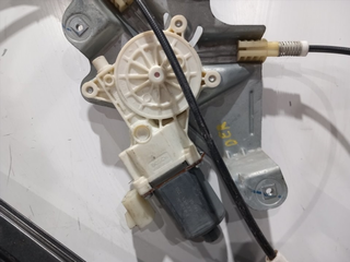 ELEVALUNAS DELANTERO DERECHO GMC ECOTEC 013082229