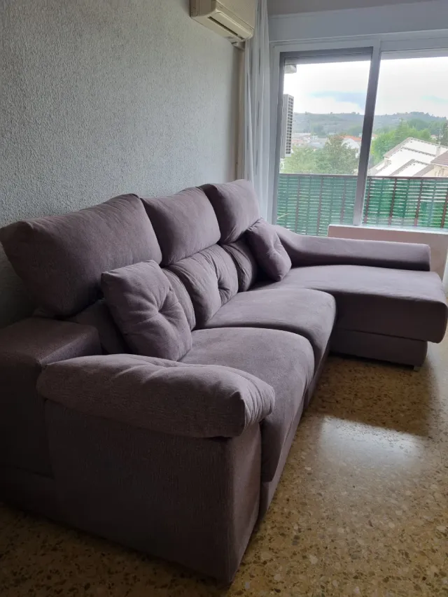 Sofá cheslong eléctrico gris