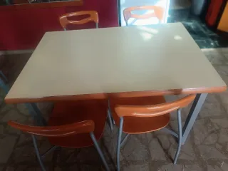 Mesas y Sillas para Cafetería/Bar