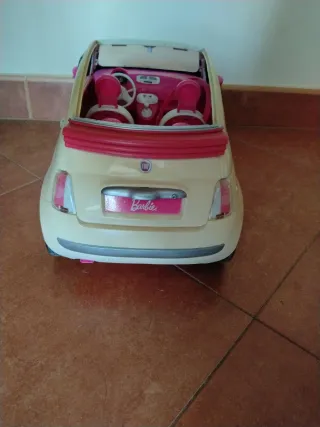 Auto convertibile Barbie Fiat 500