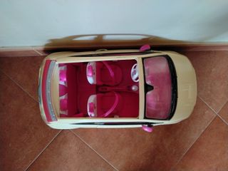 Auto convertibile Barbie Fiat 500